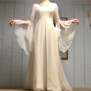 Wedding dress